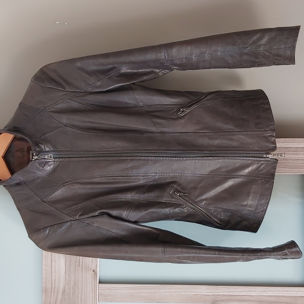 Genuine short adjusted leather jacket